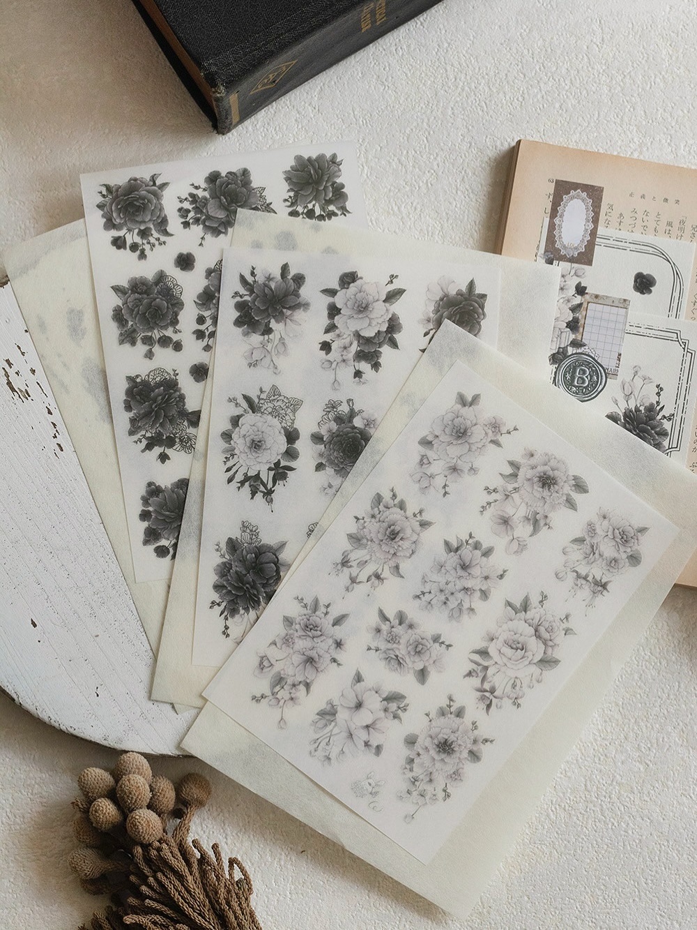 [樂意Loidesign] 黑白海棠 Black & White Begonia 転写シール(3種類各1枚入)