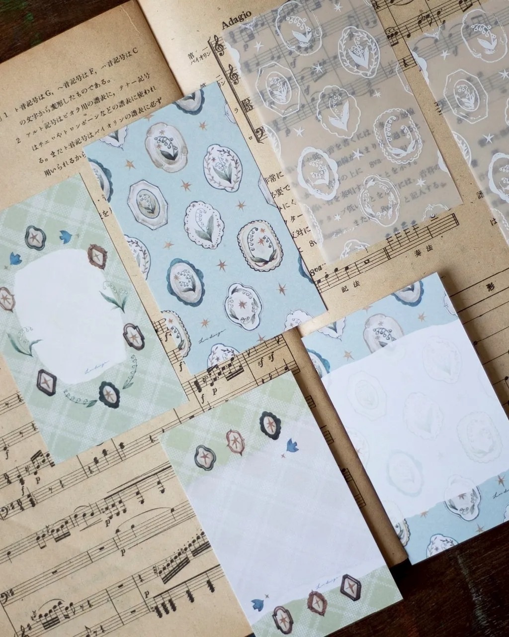 [樂意Loidesign] 採集鈴蘭 - 花盤 Floral Plate - M6/M5 Memo コラージュ メモ(3種類各10枚入) 全2種類