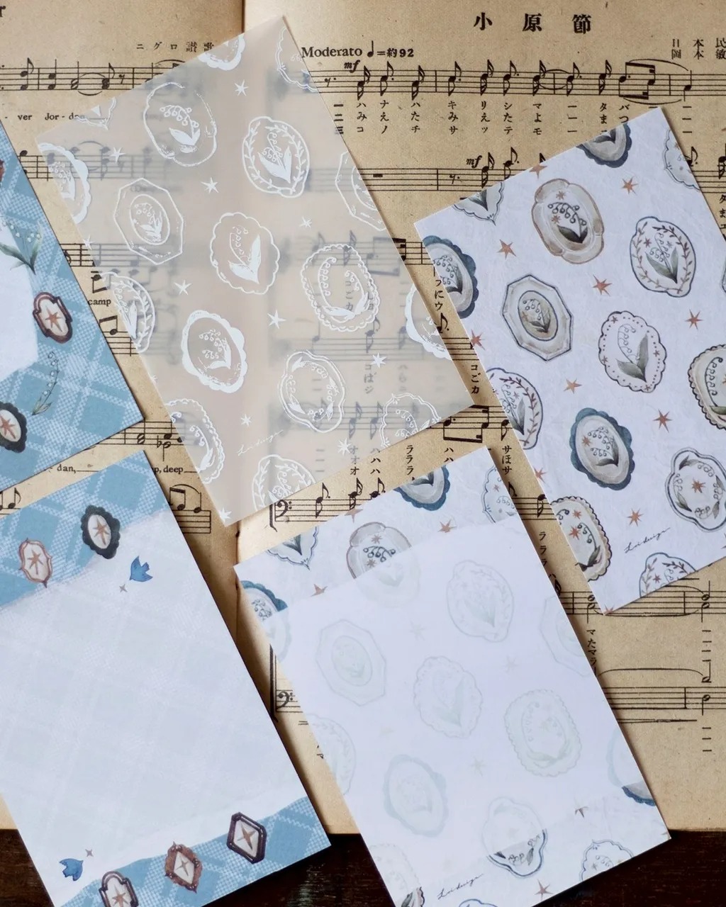 [樂意Loidesign] 採集鈴蘭 - 花盤 Floral Plate - M6/M5 Memo コラージュ メモ(3種類各10枚入) 全2種類