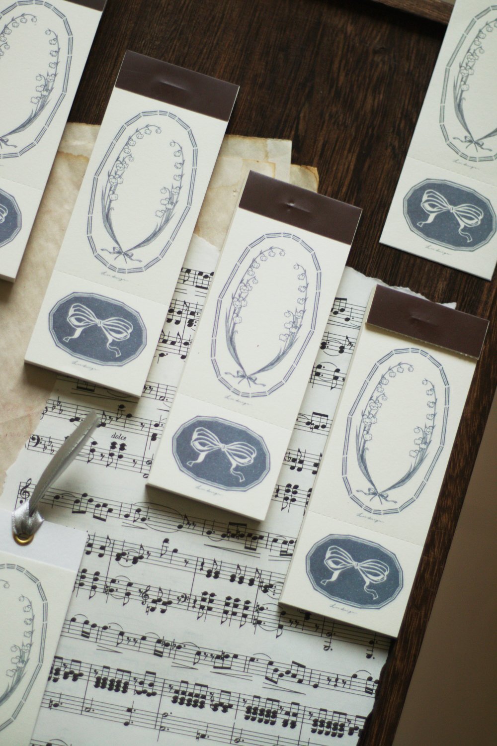 [樂意Loidesign] 採集鈴蘭 Collecting Lily of the Valley コラージュ ラベルブック(各50枚入)