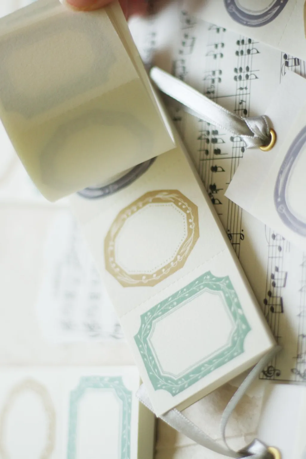 [樂意Loidesign] 採集春色 Collecting Spring Colors コラージュ ラベルブック(各50枚入)