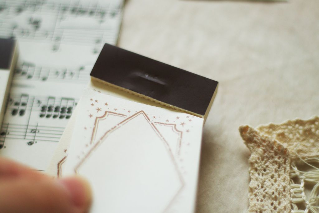 [樂意Loidesign] 採集光點 Collecting Light Dots コラージュ ラベルブック(各50枚入)