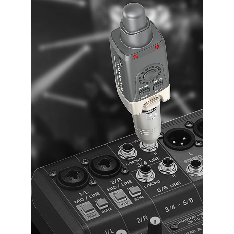 SHURE SE215 イヤホン & Xvive U4 ワイヤレスシステム SHURE SE215