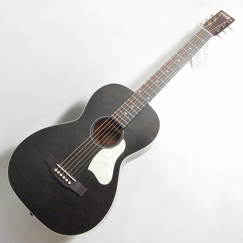 Art&Lutherie Roadhouse Faded Black パーラーサイズ