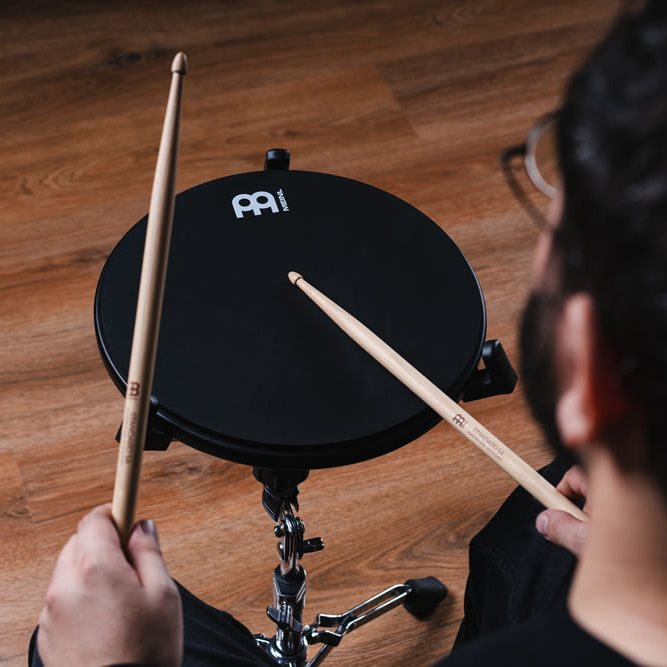 MEINL MPP-12-BK 12" Practice Pad, Black �ȥ졼�˥󥰡������ѥåɡҥޥ��ͥ��