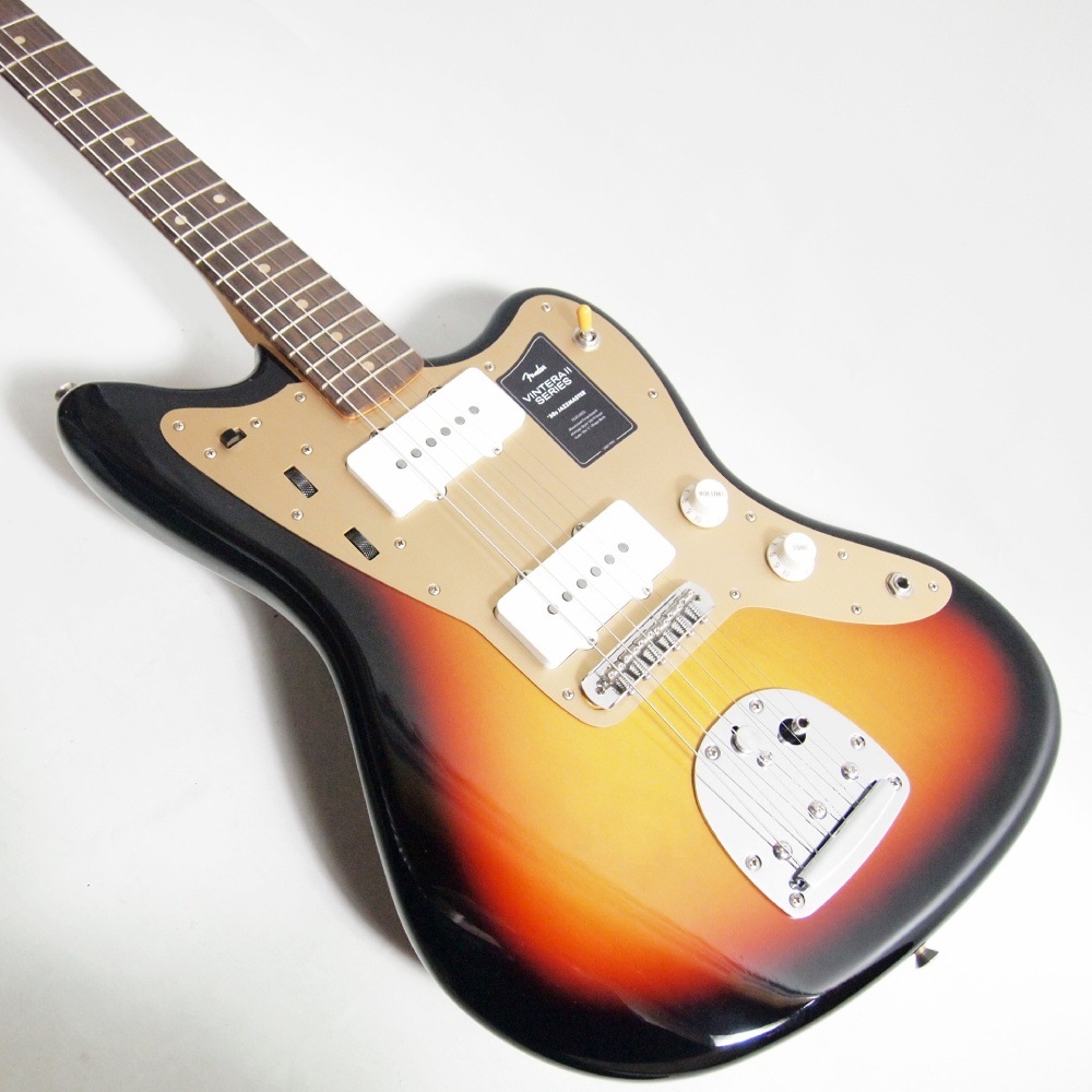 Fender Limited Edition Vintera II Road Worn '50s Jazzmaster, Rosewood Fingerboard, 3-Color Sunburst 3.62kg �ե������