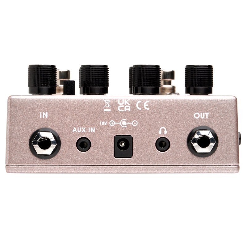 aguilar AG PREAMP/DI PEDAL Breast Cancer Awareness Edition �١����ѥץꥢ��� DI�ҥ�����顼��