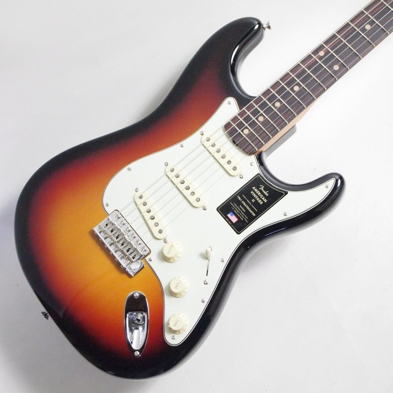 Fender American Vintage II 1961 Stratocaster, Rosewood Fingerboard, 3-Color Sunburst 3.57kg�ҥե������USA��