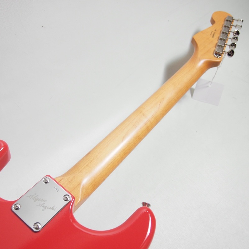 Fender Limited, Shigeru Suzuki Stratocaster, Fiesta Red ������ S/N 040 3.46kg