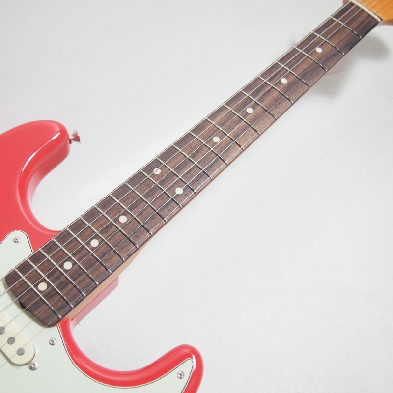Fender Limited, Shigeru Suzuki Stratocaster, Fiesta Red ������ S/N 040 3.46kg