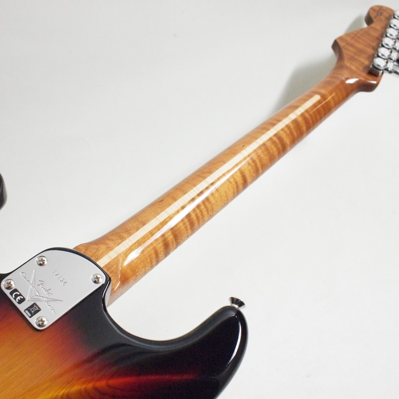 Fender Custom Shop American Custom Collection Stratocaster NOS Antique Sunburst S/N 17126 3.38kg