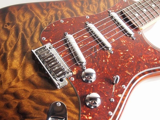 Fender Custom Shop/Quilt Maple Top Artisan Stratocaster®, RW, Tigereye�ڥե��������