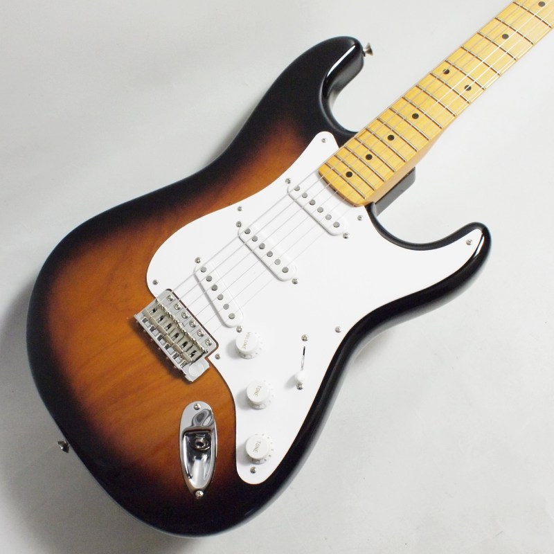 Fender 70th Anniversary American Vintage II 1954 Stratocaster, Maple Fingerboard, 2-Color Sunburst�ҥե������USA 3.73kg��