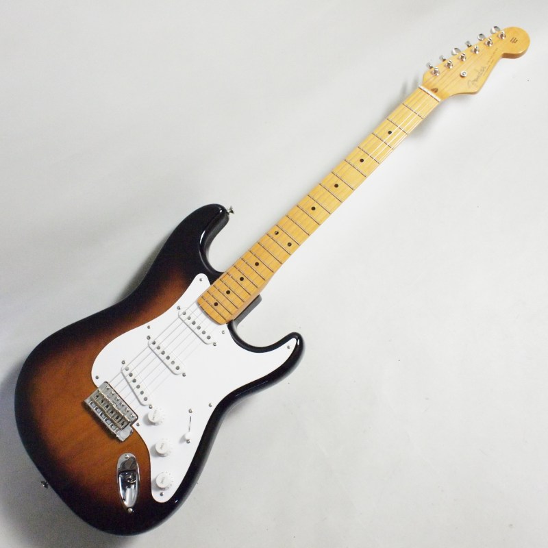 Fender 70th Anniversary American Vintage II 1954 Stratocaster, Maple Fingerboard, 2-Color Sunburst�ҥե������USA 3.73kg��