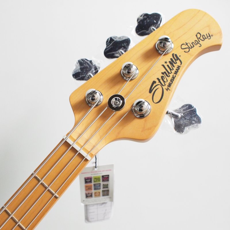 Sterling by Music Man STINGRAY RAY24CA-OWH-M1 Olympic White ���쥭�١���