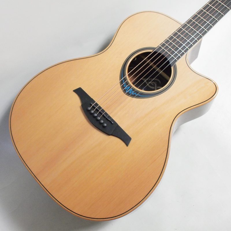 LAG GUITARS TBW2ACE Auditorium Cutaway Glossy Smart Guitar BlueWave��ܥ��쥢���ҥ饰������������
