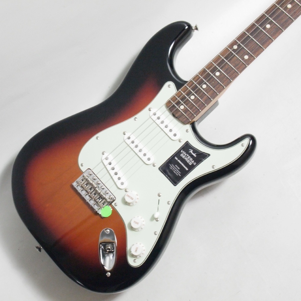 Fender Vintera II '60s Stratocaster, Rosewood Fingerboard, 3-Color Sunburst 3.47kg�ҥե��������