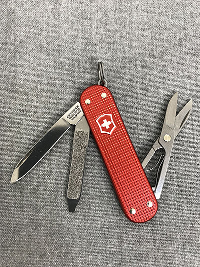 ビクトリノックス VICTORINOX マルチツール 限定クラシック ALOX リミテッドエディション 2018 クラシック AL LE2018 ベリーレッド