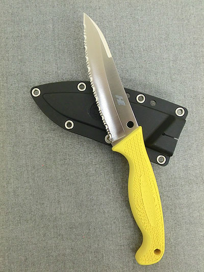 スパイダルコ　Spyderco　 アクアソルト　波刃　イエロー　Ｈ1鋼材　サビにくい　フッシングナイフ