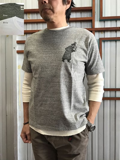 Christopher Brown　クリストファーブラウン【SALE】　イラストプリントTシャツ　「H」　White Grey　日本製