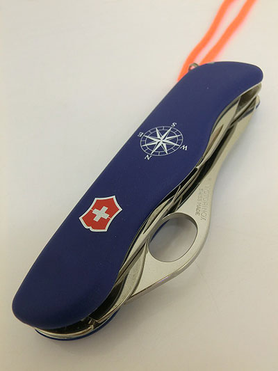 VICTORINOX ＶＩＣＴＯＲＩＮＯＸヴィクトリノックス別注　希少限定モデル　国内正規品　国内保証書付き　ワンハンドブレード採用　クォーターマスターNL　ブルーボディー 震災対策　緊急用ツール【送料無料】【あす楽対応】【楽ギフ_包装】