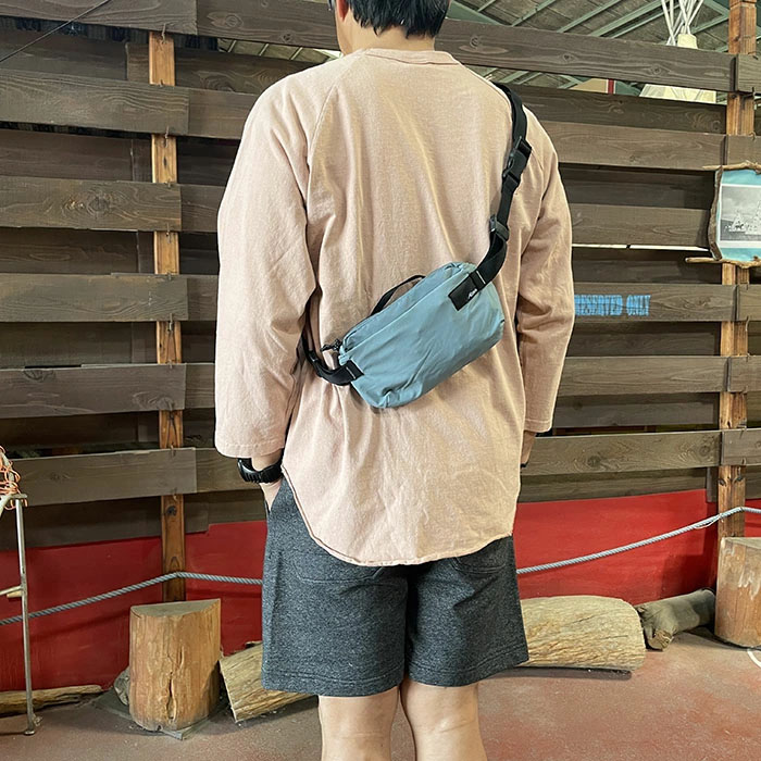 Matador マタドール リフラクション パッカブルスリング 2L ReFraction デイリーユースからトラベルに対応するバッグ Black  Blue  White