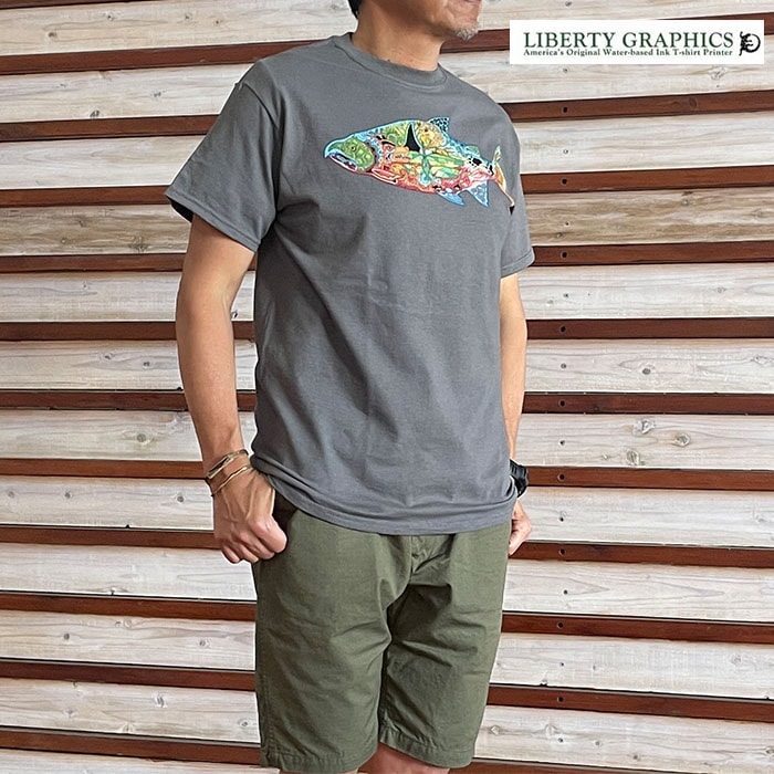 Liberty Graphics リバティーグラフィックス EA CHINOOKプリントTアートTシャツ UNISEX チャコール