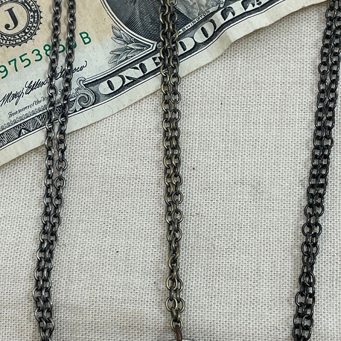 gakustyle コイン＆クロスのバランスがポイント　５連タイプネックレス　 68cmのロングチェーン