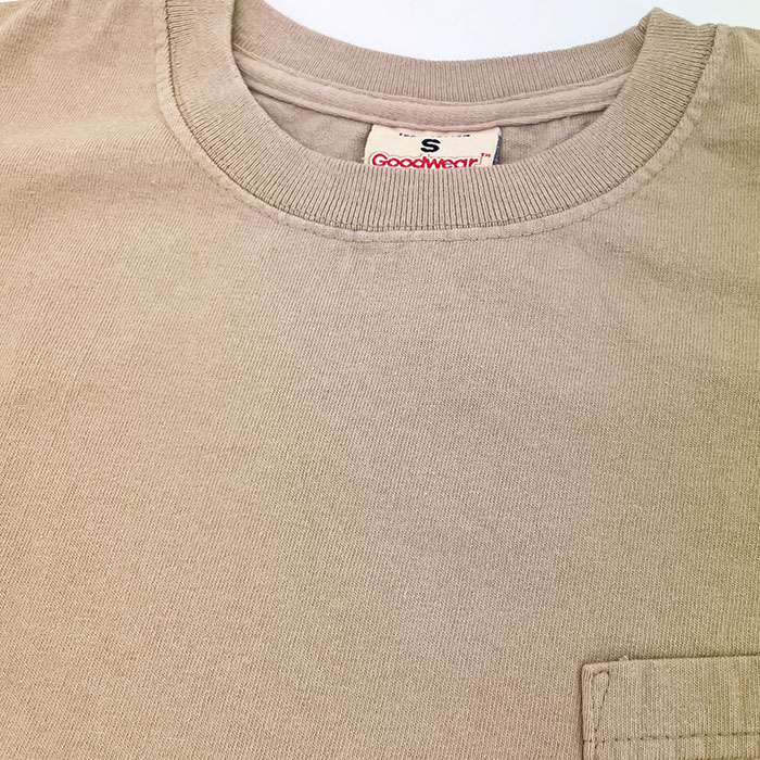 グッドウエア Ｇｏｏｄ　Ｗｅａｒ 　国内別注　スタンダードフィットワンウオッシュ　ヘビーコットン　１ポケットＴシャツ アメリカ製  ベージュ　グレージュ