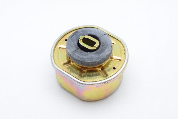 【純正品】 エンジンマウント T4 VANAGON(ヴァナゴン)（91～04年）