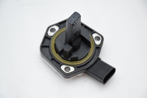 HELLA エンジンオイルレベルセンサー T5