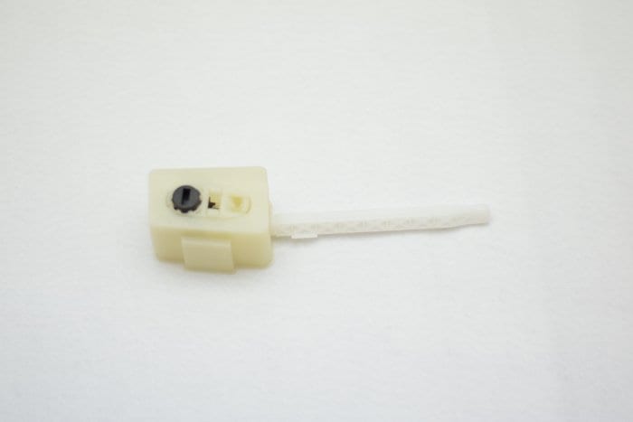 【純正品】 リアゲート アクチュエーター T5