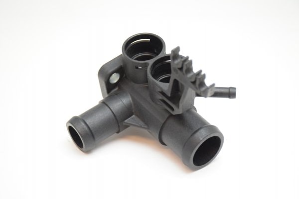 【純正品】 クーラントフランジ（フロント/2E）Golf（95～98年）