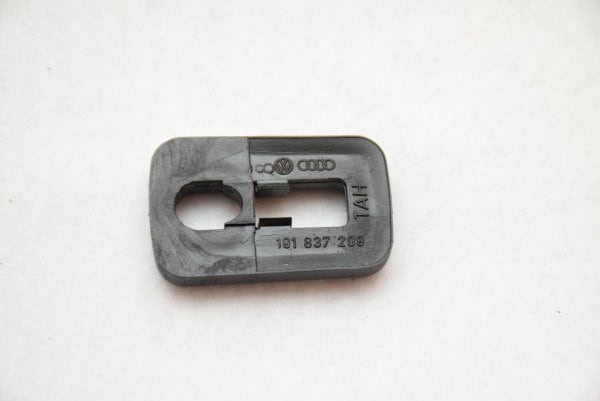 【純正品】 ドアハンドルガスケット 「小」 Golf（77～92年）