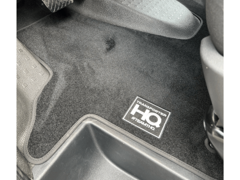 THQ フロントフロアマットブラック T5/T6/T6.1