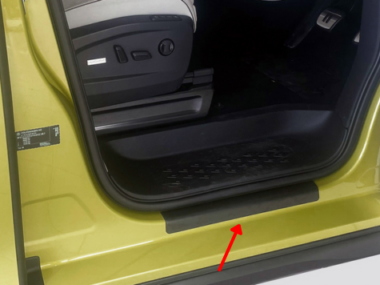 【取寄商品】THQ フロント・リアドアシルパネル左右マットブラック (4ピースセット) ID.BUZZ（2023～）