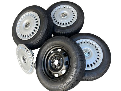 【中古品タイヤ⑩】純正スチールホイール 「4本セット/スタッドレスタイヤ付き」205/65R15 T4 VANAGON(ヴァナゴン)