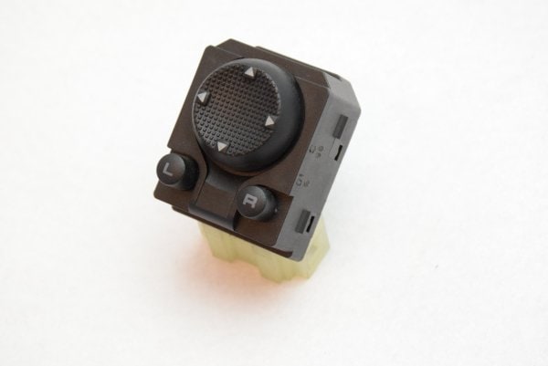 【訳あり】【純正品】 ドアミラースイッチ Golf(92~98年)