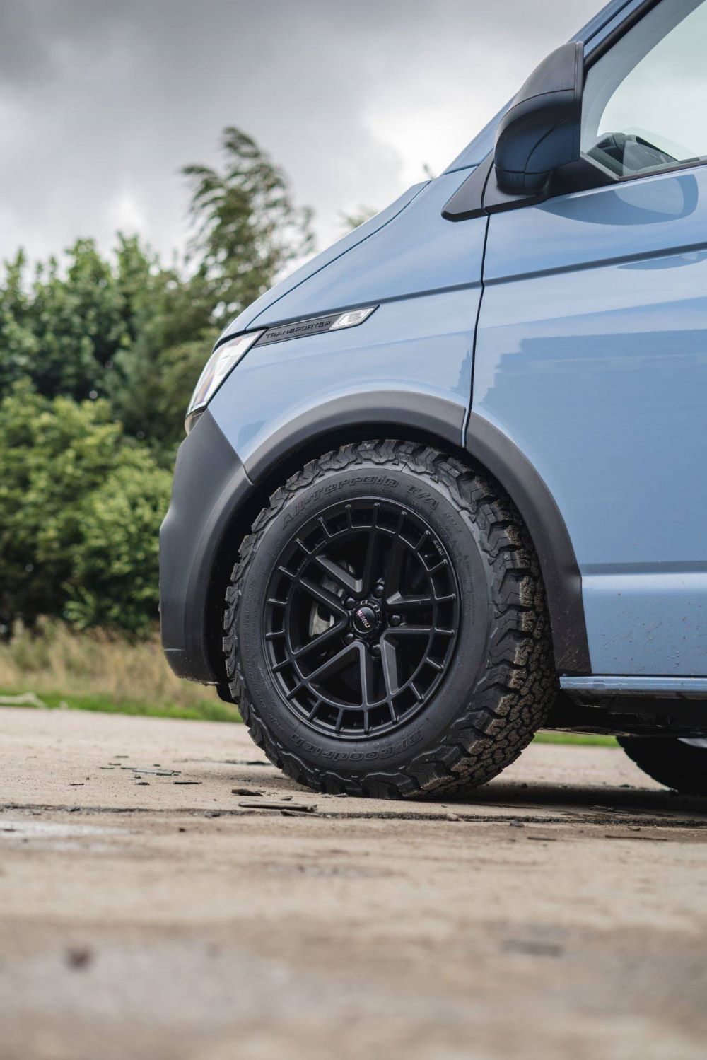 【取寄商品】 Navis ナビス MAC-AT アルミホイール 8.5J 5×120 「17インチ/アンスラサイト」 T5/T6/T6.1