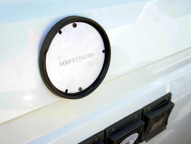 【取寄商品】GOWESTY アルミブロックオフプレート(冷蔵庫の排気口用) T3/T4 VANAGON WESTFALIA(ヴァナゴンウエストファリア)