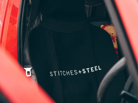 The Neopreneフロントシートカバー