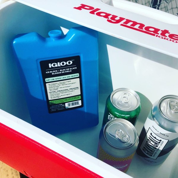 PLAYMATE ELITE クーラーボックス 「レッド」