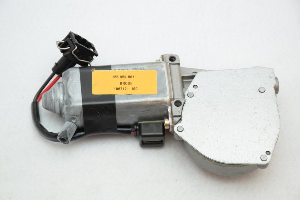 【純正品】 パワーウインドウモーター（左） Golf Cabriolet（84～93年）