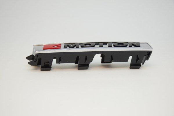【純正品】 4MOTION エンブレム T6（16～19年）