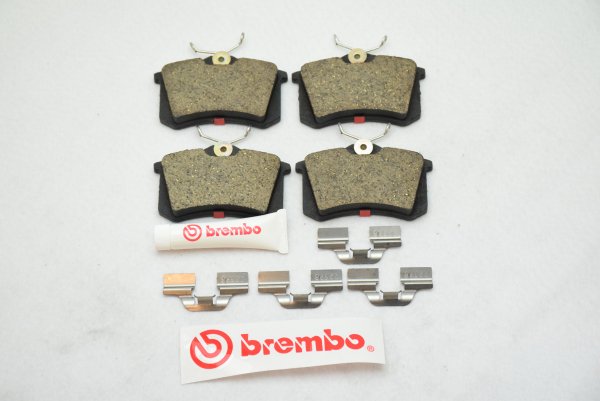BREMBO リアブレーキパッド GOLF2 GTI (84～99年)