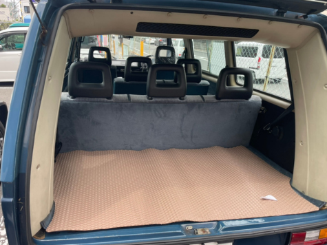 リアフロアマット(ラバータイプ)(ブラウン) T3 VANAGON(マルチバン/CARAT)