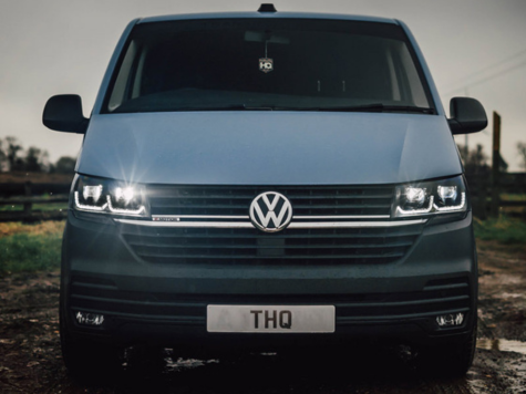 取寄商品】 THQ LED DRL アップグレードヘッドライト T6.1 TRANSPORTER