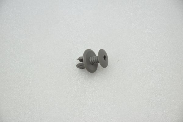 【純正品】 クリップ T4 VANAGON(ヴァナゴン)