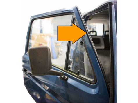 フロントドアエッジアッパーモール T3 VANAGON(ヴァナゴン)(80~92年)