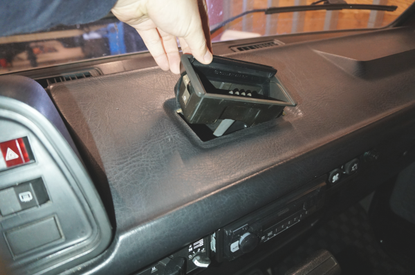 スライドドア用コンタクトプレート ヴァナゴン VANAGON T3 カラベル スライドドア用コンタクトプレート ヴァナゴン VANAGON T3 カラベル